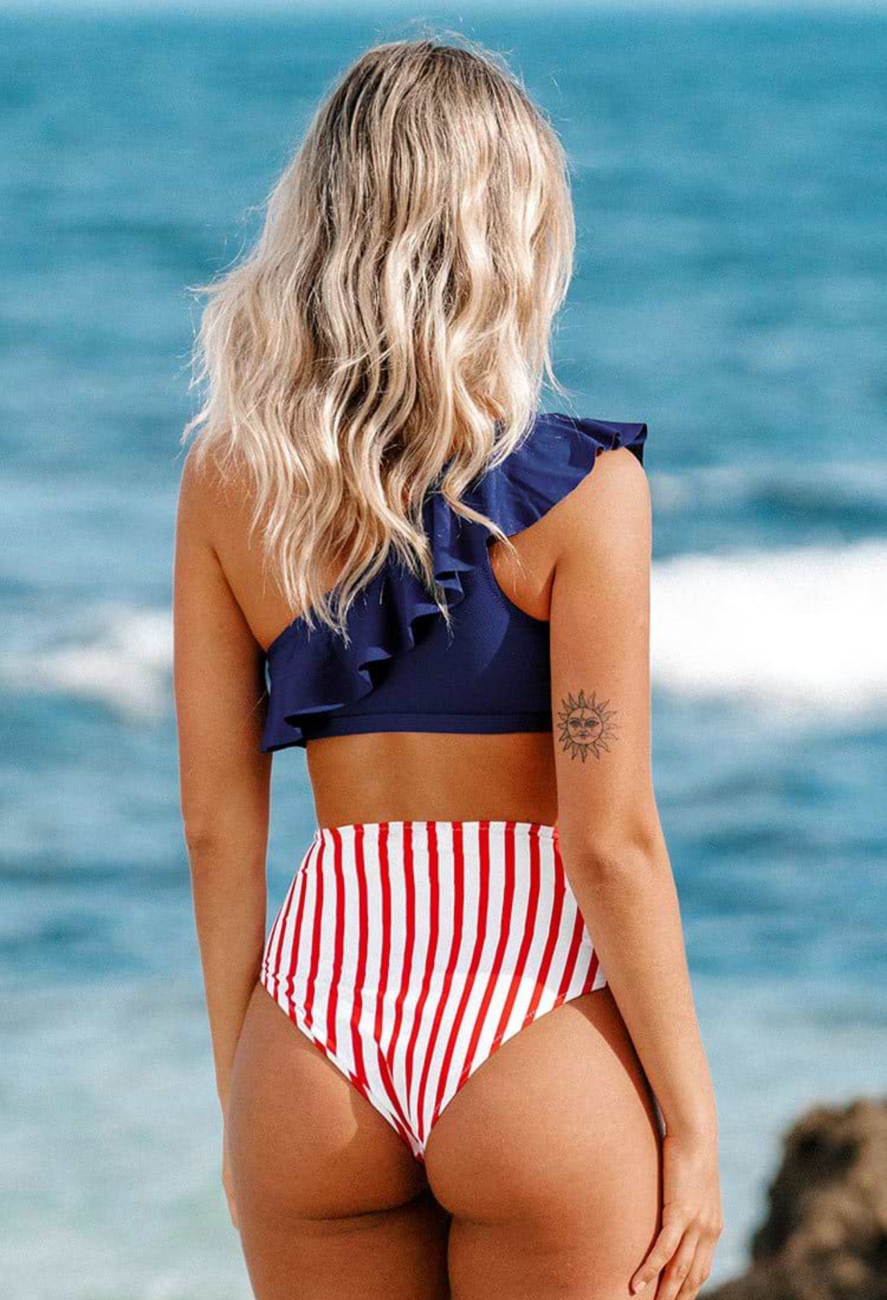 CUPSHE One Shoulder Ruffle Striped Bikini