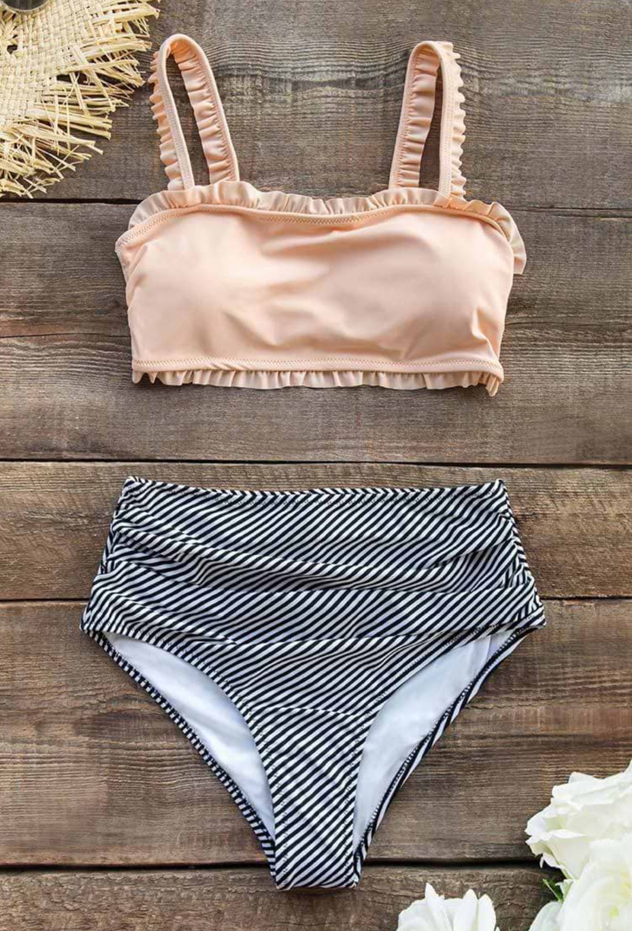 CUPSHE Ruffle Bandeau Bikini With High Waisted Bottom