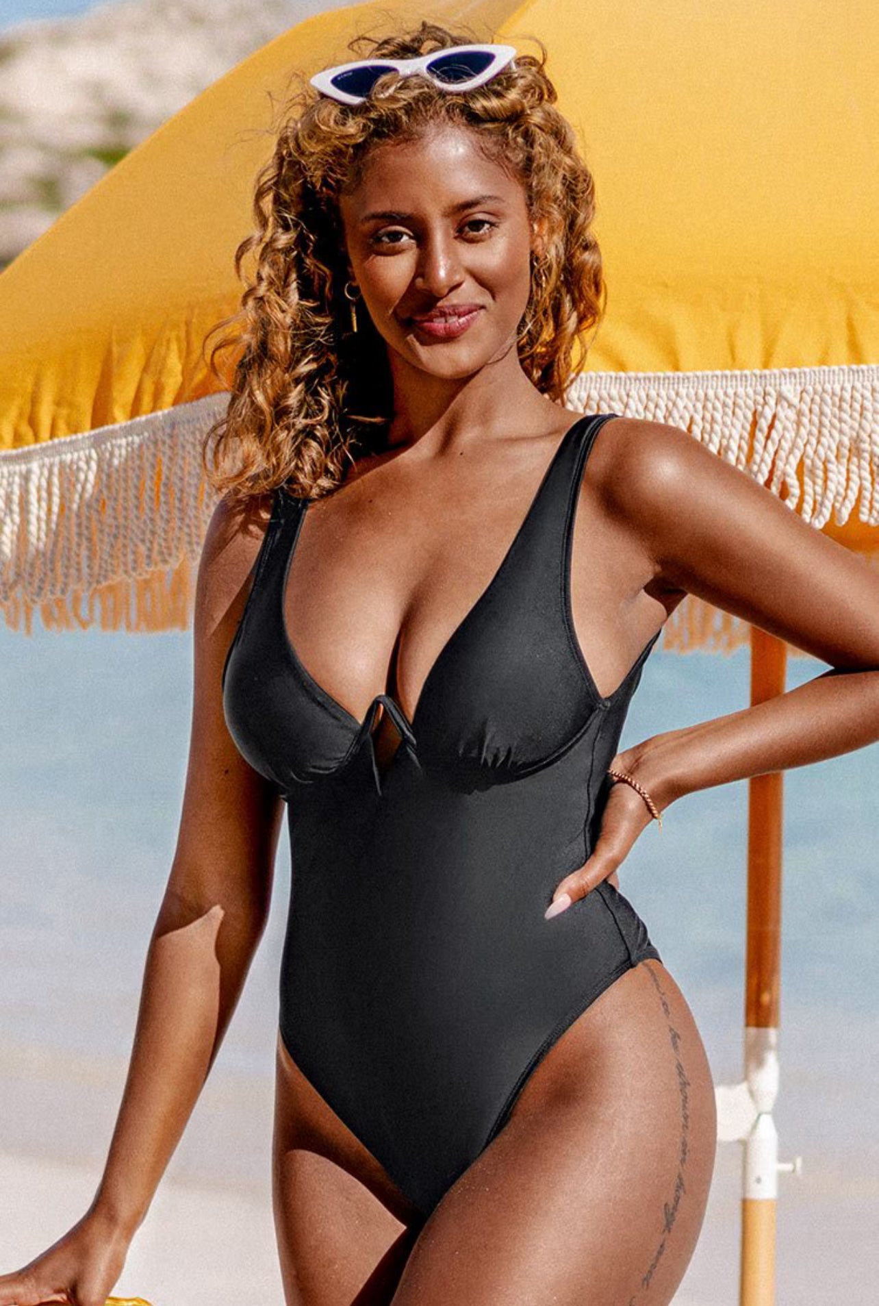 CUPSHE Livia Black Cutout One Piece Swimsuit