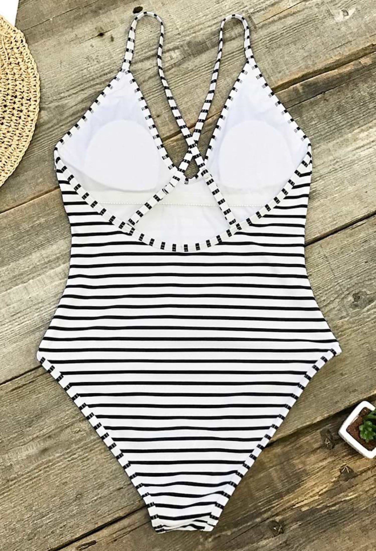 CUPSHE Lasting Appeal Stripe One Piece Swimsuit